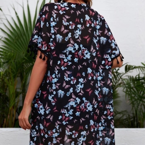 Shein Curve Butterfly Kimono Size 2XL - Picture 3 of 15